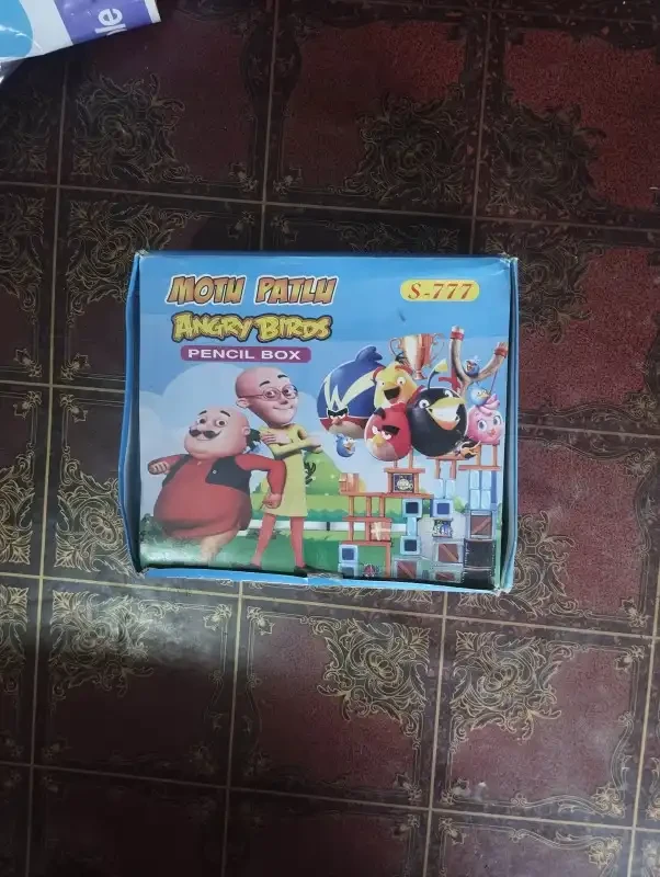 এস ৭৭৭ পেন্সিল বক্স